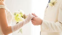 不關(guān)年輕人的事！結(jié)婚率走低的真正元兇是……