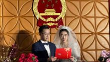 登記即結(jié)婚！黑龍江首個(gè)“頒證式極簡(jiǎn)婚禮”